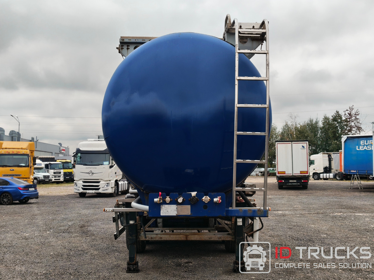 Полуприцеп битумовоз Сеспель SF3B28, 2019 - Полуприцеп-цистерна: фото 2 Полуприцеп битумовоз Сеспель SF3B28, 2019 - Полуприцеп-цистерна: фото 2