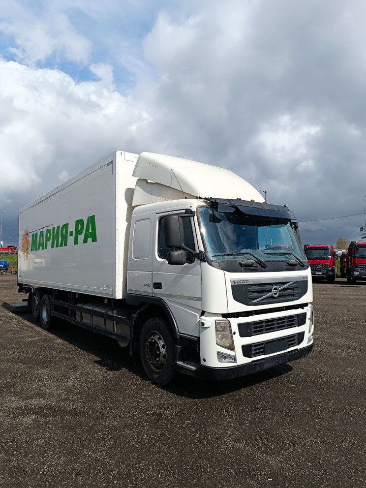 Volvo FM Truck 6x2, 2012 - Изотермический полуприцеп: фото 3 Volvo FM Truck 6x2, 2012 - Изотермический полуприцеп: фото 3