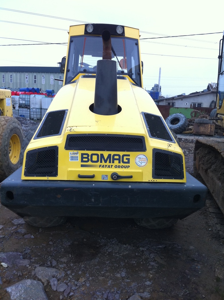 Дорожный каток Bomag BW 213 D-4. АРЕНДА - Компактор: фото 2 Дорожный каток Bomag BW 213 D-4. АРЕНДА - Компактор: фото 2