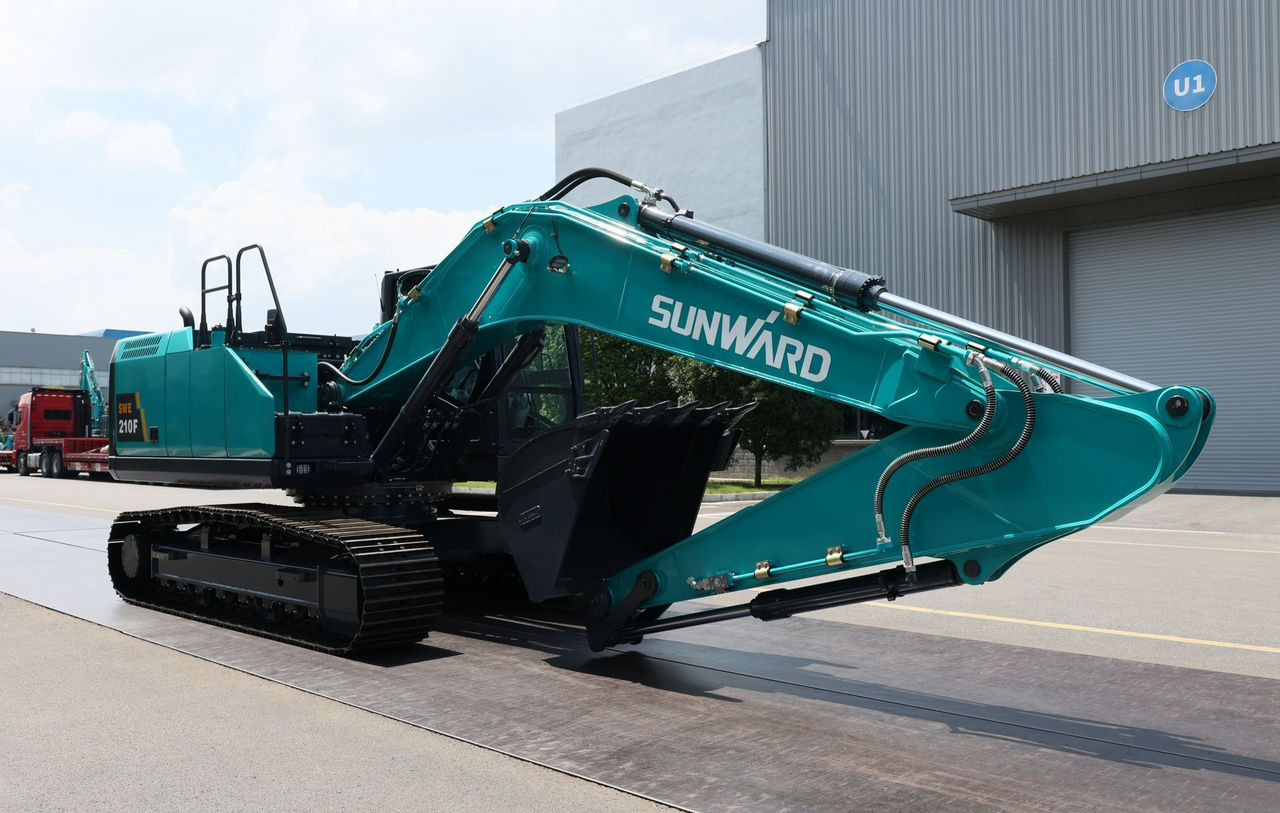 Новый Гусеничный экскаватор SUNWARD SWE 210F: фото 8 Новый Гусеничный экскаватор SUNWARD SWE 210F: фото 8