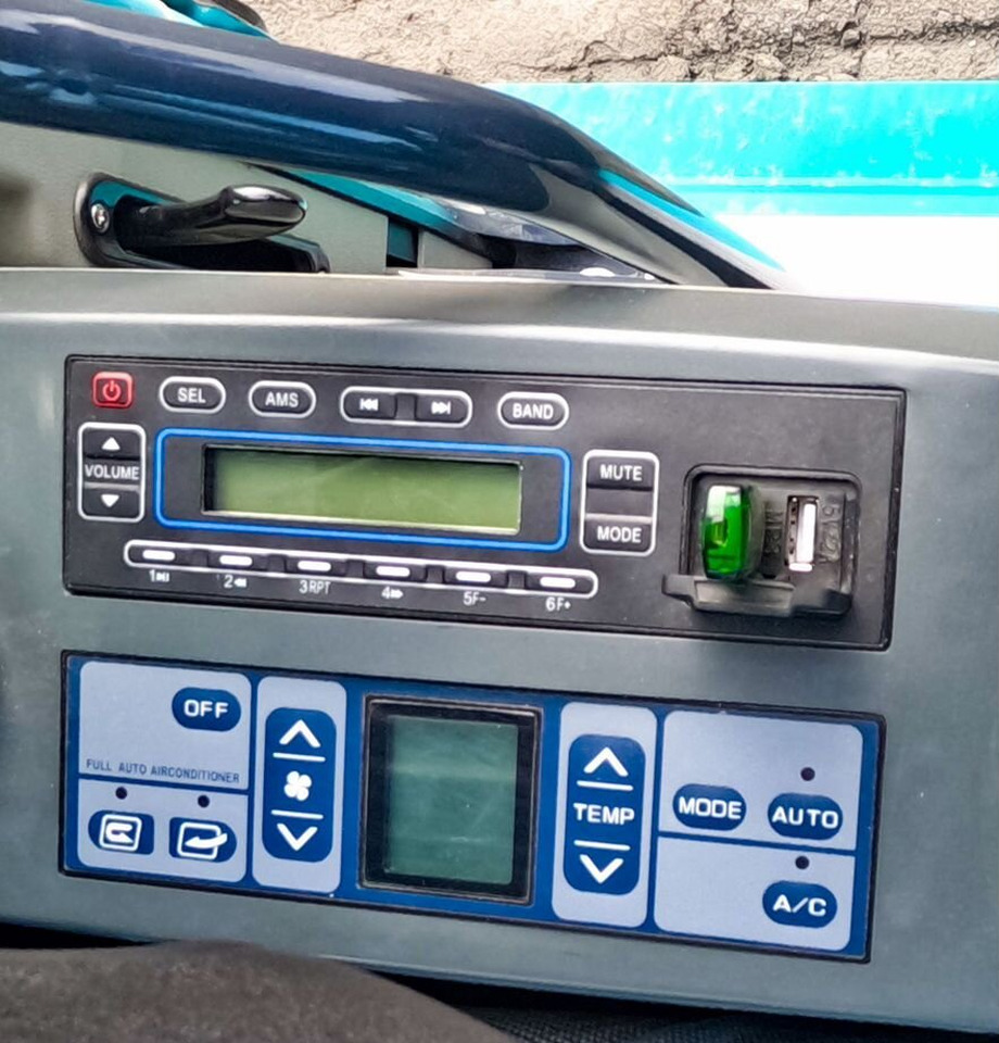 Новый Гусеничный экскаватор SUNWARD SWE 500E-3H: фото 40 Новый Гусеничный экскаватор SUNWARD SWE 500E-3H: фото 40