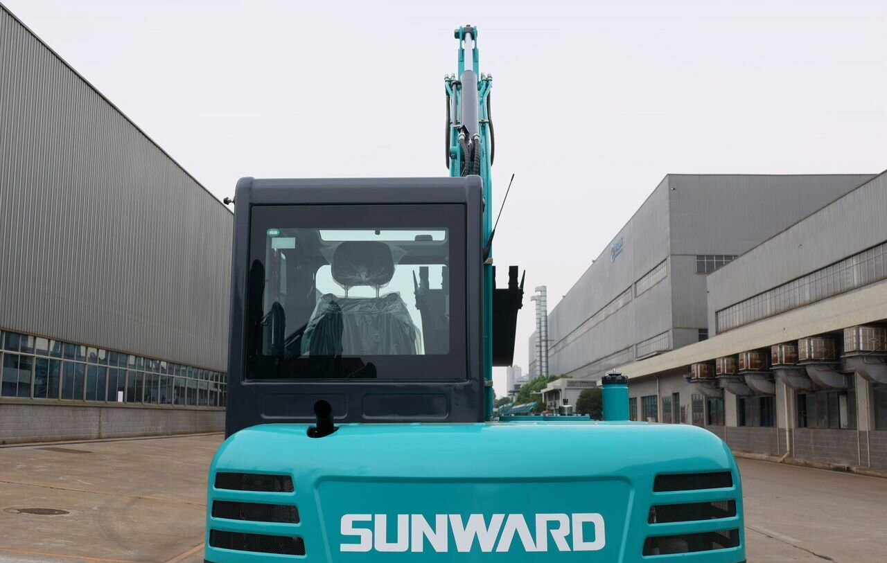 Новый Мини-экскаватор SUNWARD SWE 60E: фото 38 Новый Мини-экскаватор SUNWARD SWE 60E: фото 38