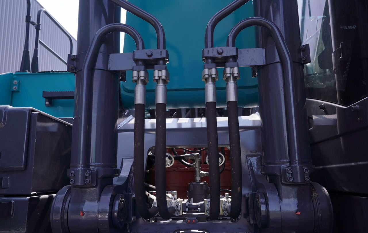 Новый Гусеничный экскаватор SUNWARD SWE 700F: фото 18 Новый Гусеничный экскаватор SUNWARD SWE 700F: фото 18