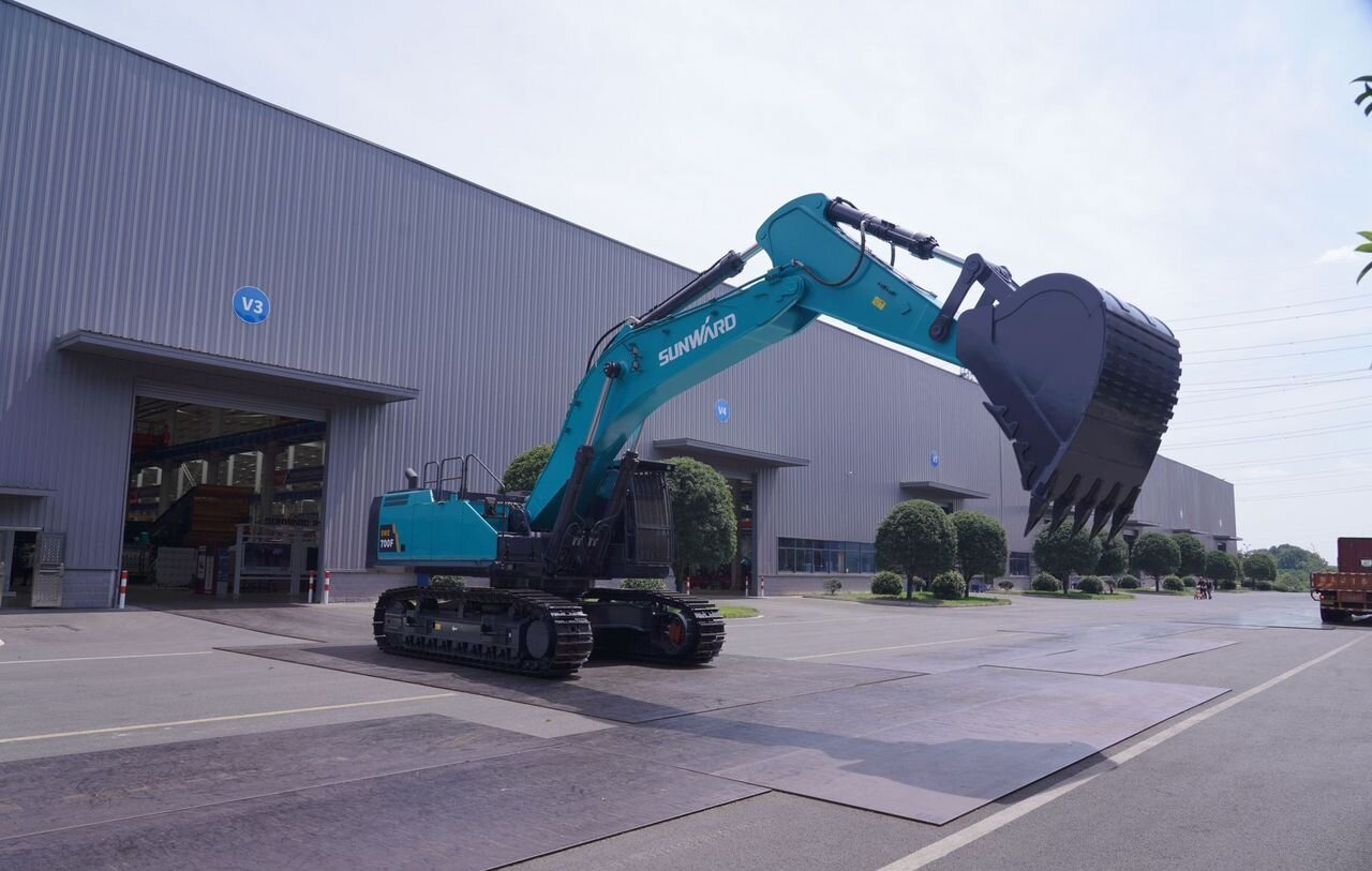 Новый Гусеничный экскаватор SUNWARD SWE 700F: фото 32