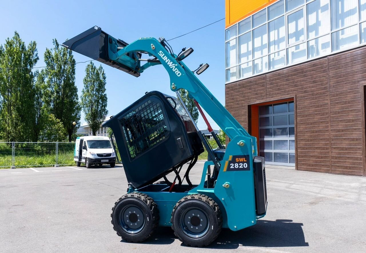 Новый Мини-погрузчик (с бортовым поворотом) SUNWARD SWL2820: фото 31