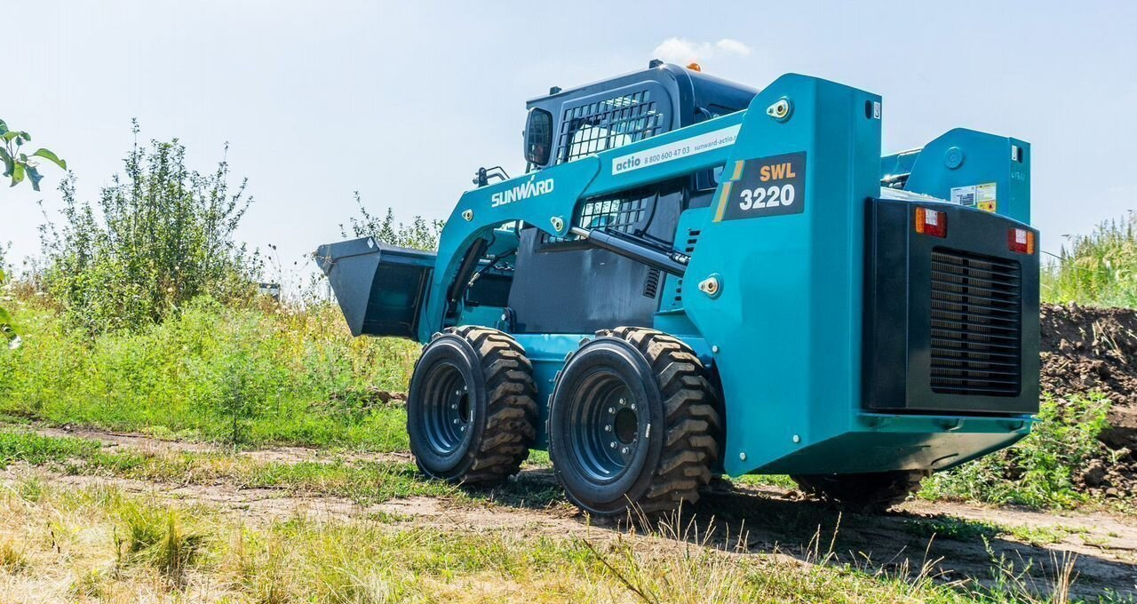 Новый Мини-погрузчик (с бортовым поворотом) SUNWARD SWL3220: фото 6 Новый Мини-погрузчик (с бортовым поворотом) SUNWARD SWL3220: фото 6