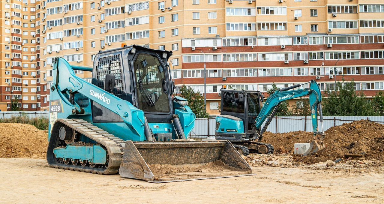 Новый Мини-погрузчик (с бортовым поворотом) SUNWARD SWTL4528: фото 31 Новый Мини-погрузчик (с бортовым поворотом) SUNWARD SWTL4528: фото 31