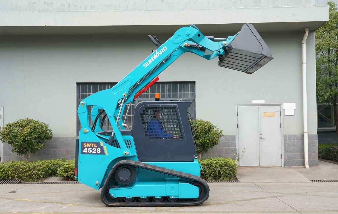 Новый Мини-погрузчик (с бортовым поворотом) SUNWARD SWTL4528: фото 39 Новый Мини-погрузчик (с бортовым поворотом) SUNWARD SWTL4528: фото 39