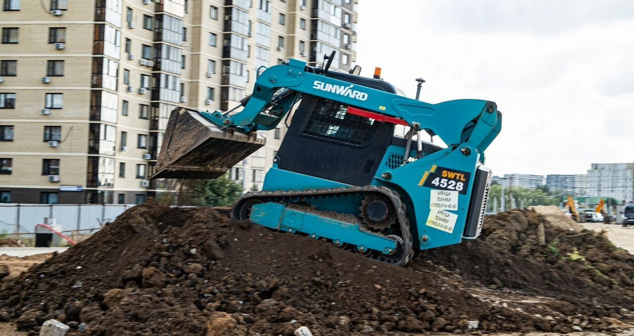 Новый Мини-погрузчик (с бортовым поворотом) SUNWARD SWTL4528: фото 37