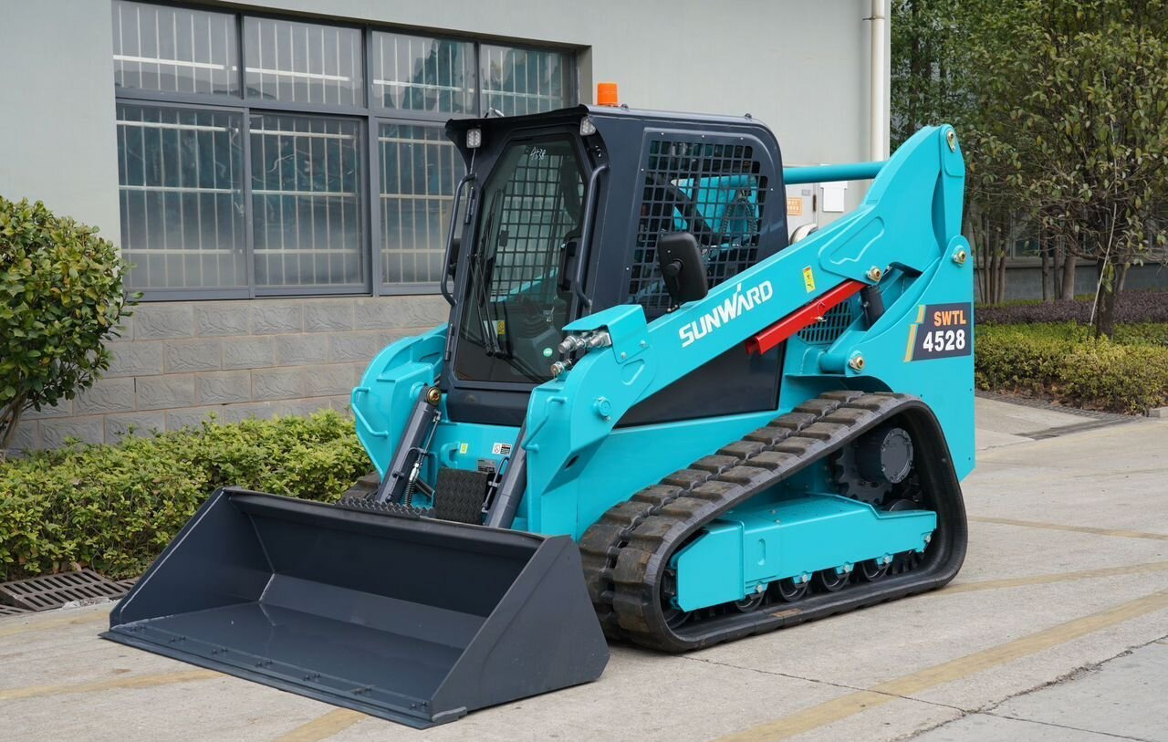 Новый Мини-погрузчик (с бортовым поворотом) SUNWARD SWTL4528: фото 33 Новый Мини-погрузчик (с бортовым поворотом) SUNWARD SWTL4528: фото 33