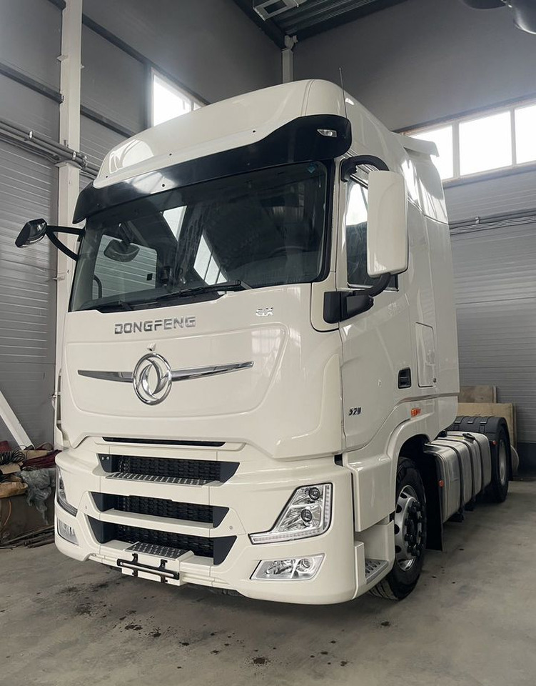 Dongfeng GX - Тягач: фото 3 Dongfeng GX - Тягач: фото 3