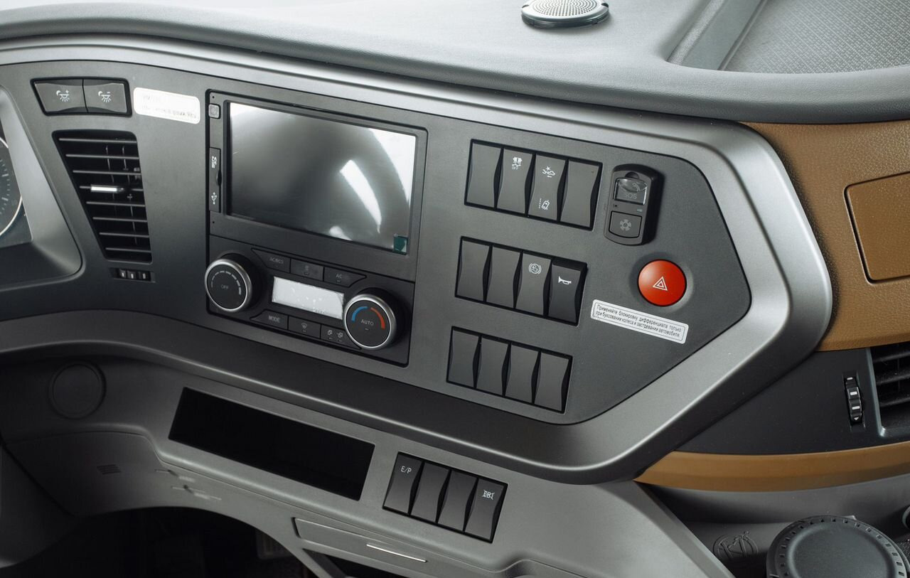 Новый Тягач Dongfeng GX: фото 8