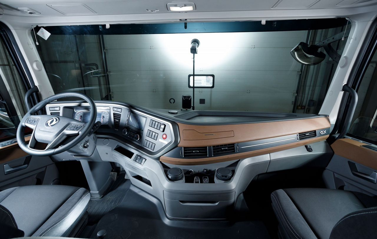 Dongfeng GX - Тягач: фото 2 Dongfeng GX - Тягач: фото 2