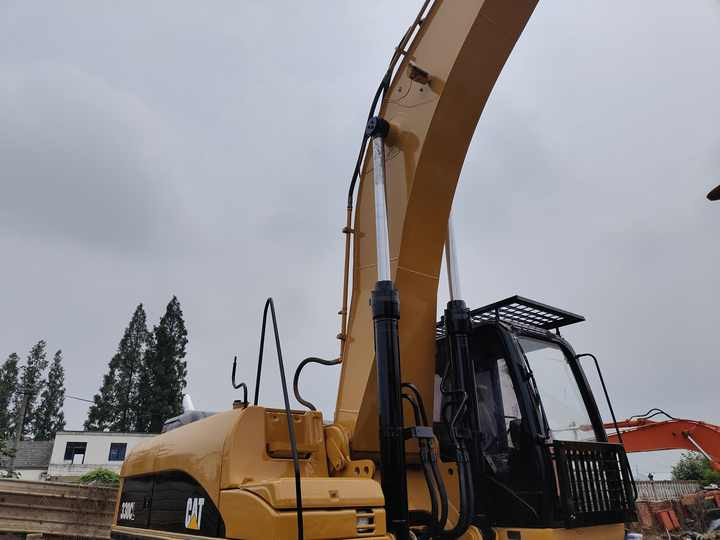 Good Condition Used CAT Excavator Japan 330CL Original Used Excavator Cat 330CL in Stock - Гусеничный экскаватор: фото 5 Good Condition Used CAT Excavator Japan 330CL Original Used Excavator Cat 330CL in Stock - Гусеничный экскаватор: фото 5