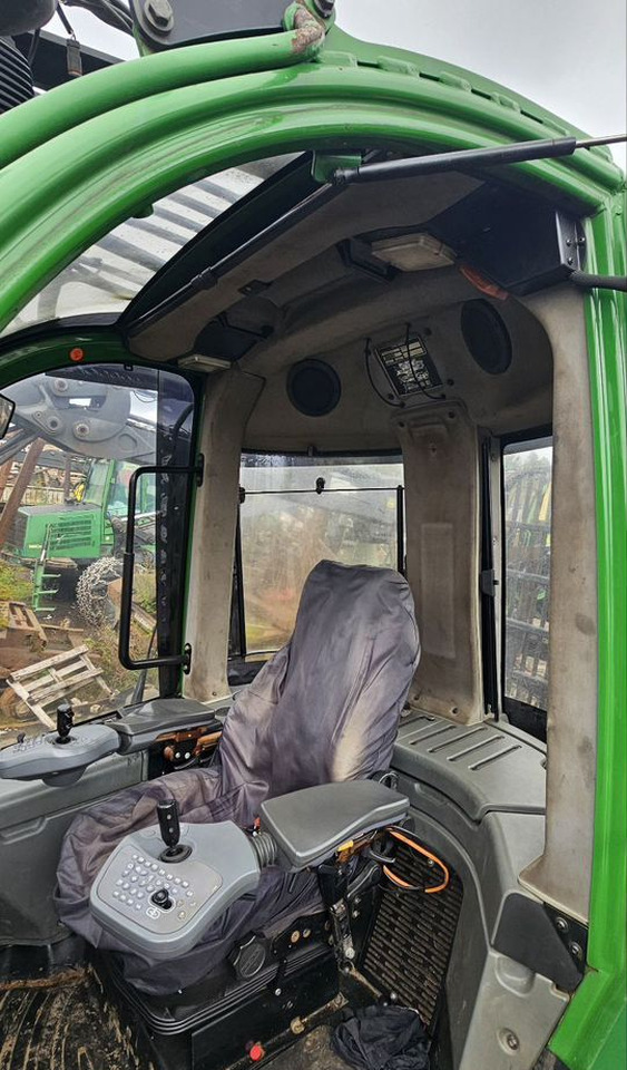 Форвардер John Deere 1170/1210E: фото 37