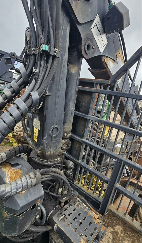 Форвардер John Deere 1170/1210E: фото 10