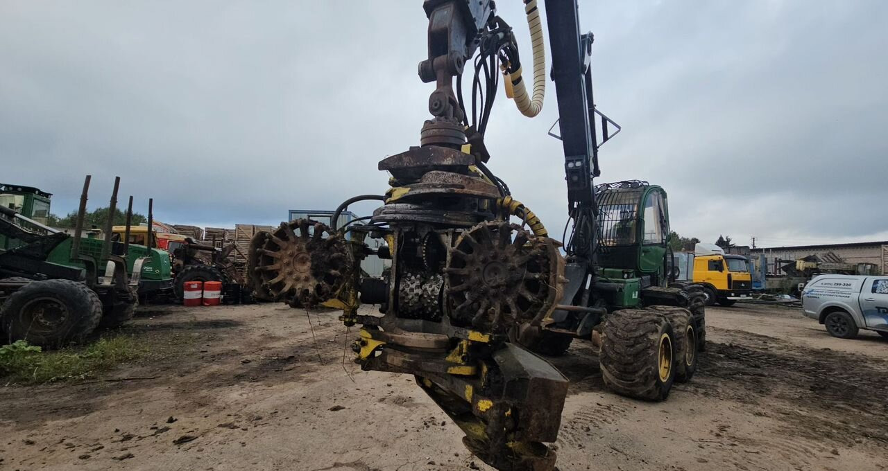 Форвардер John Deere 1170/1210E: фото 17