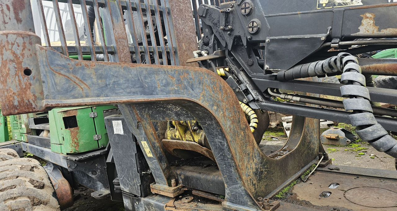 Форвардер John Deere 1170/1210E: фото 24