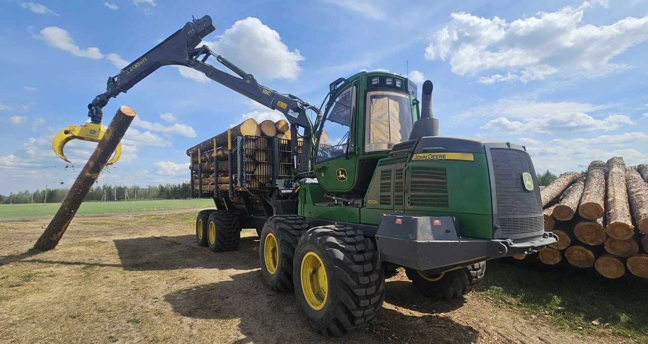 John Deere 1510E / 1510G - Форвардер: фото 3 John Deere 1510E / 1510G - Форвардер: фото 3