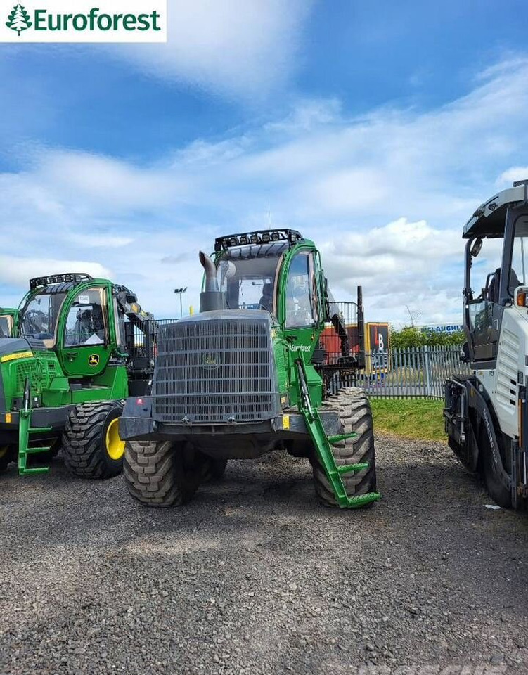 John Deere 1510E / 1510G - Форвардер: фото 5 John Deere 1510E / 1510G - Форвардер: фото 5