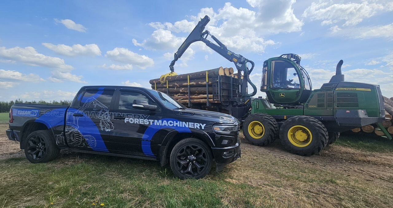 John Deere 1510E / 1510G - Форвардер: фото 1 John Deere 1510E / 1510G - Форвардер: фото 1