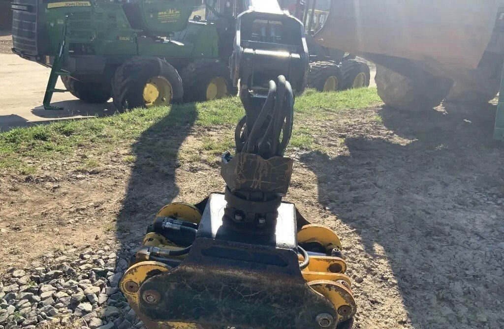 John Deere 1510E / 1510G - Форвардер: фото 3 John Deere 1510E / 1510G - Форвардер: фото 3