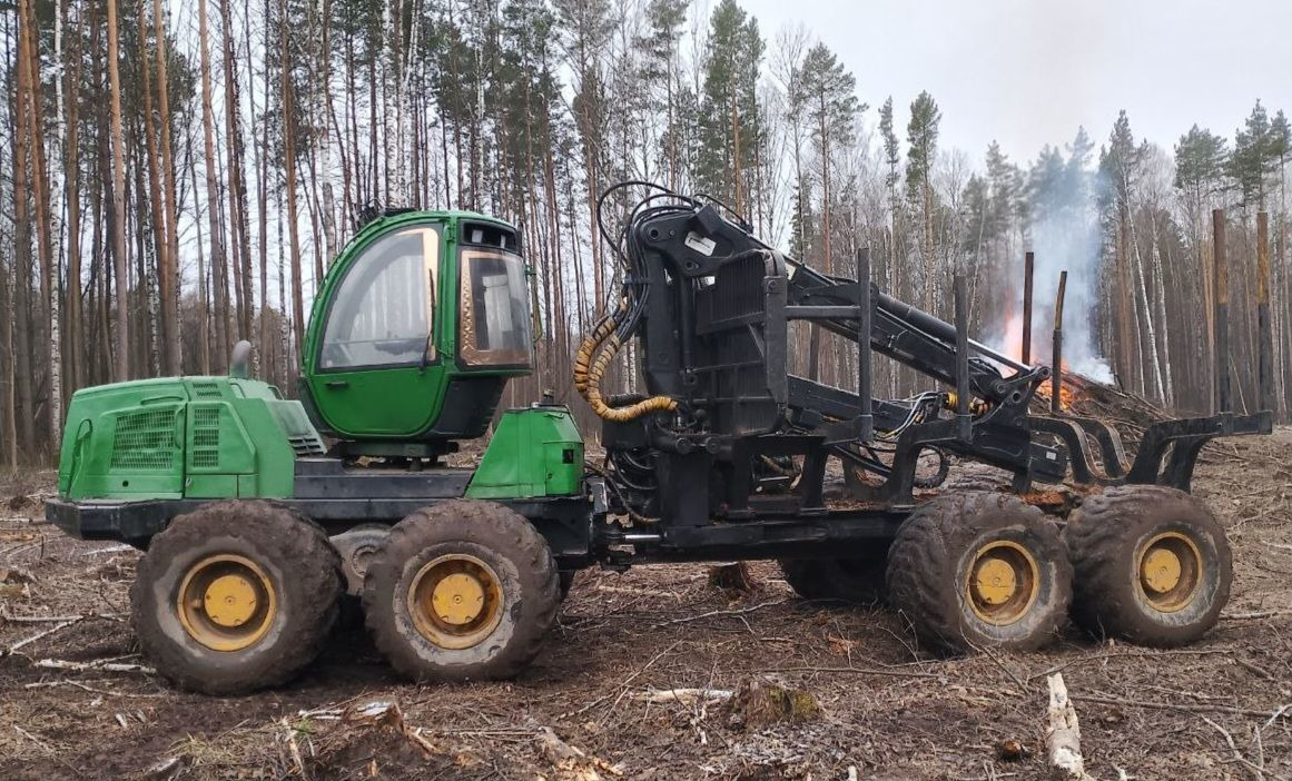 John Deere 1910E - Форвардер: фото 5 John Deere 1910E - Форвардер: фото 5