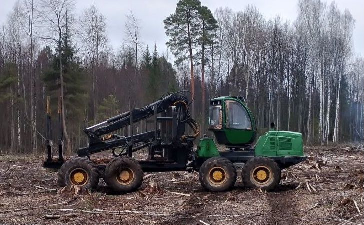 John Deere 1910E - Форвардер: фото 4 John Deere 1910E - Форвардер: фото 4