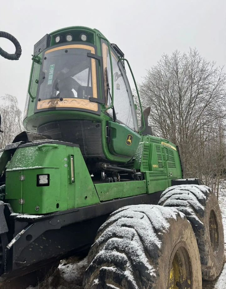 John Deere 1910G - Форвардер: фото 4 John Deere 1910G - Форвардер: фото 4