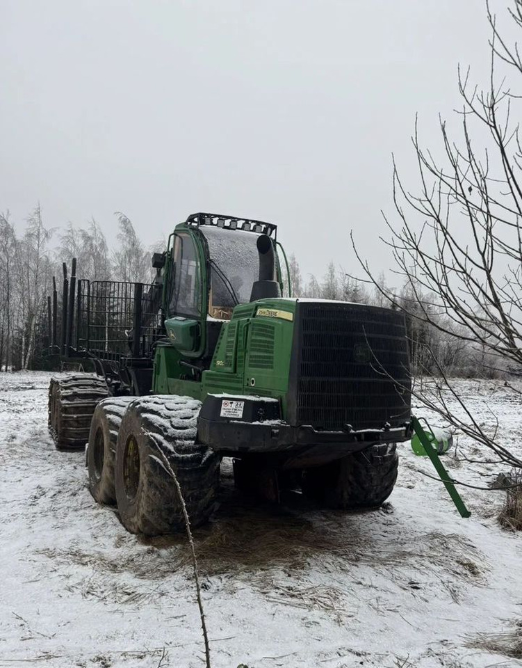 John Deere 1910G - Форвардер: фото 3 John Deere 1910G - Форвардер: фото 3