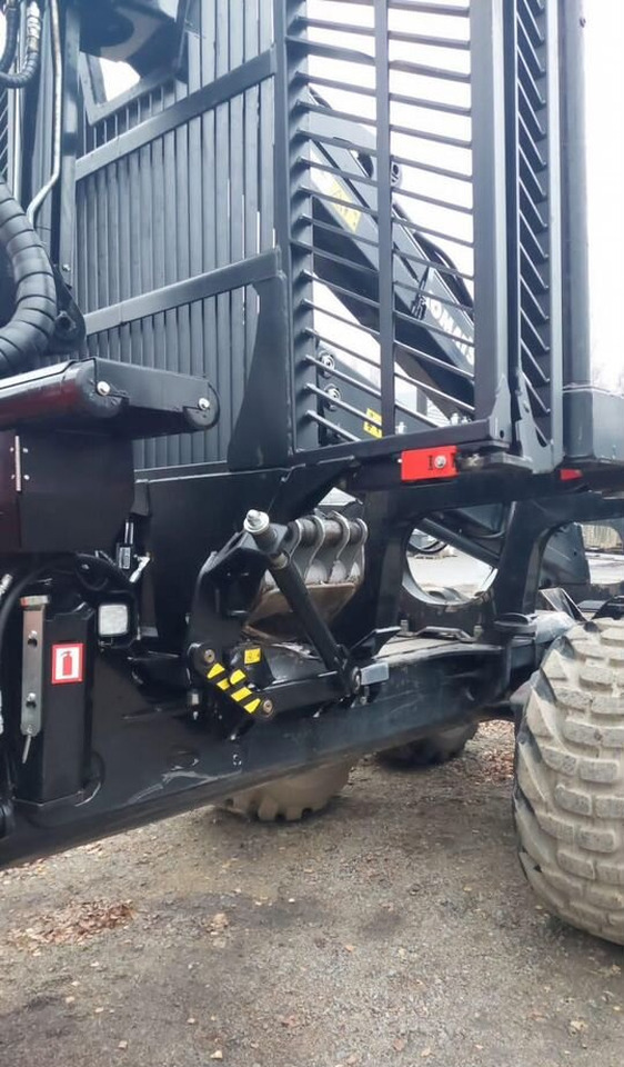 Новый Форвардер Komatsu 875: фото 11 Новый Форвардер Komatsu 875: фото 11