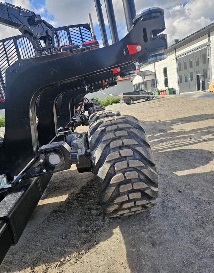 Новый Форвардер Komatsu 875: фото 6