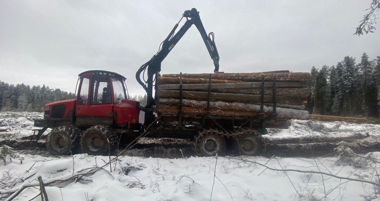 Новый Форвардер Komatsu 875: фото 27 Новый Форвардер Komatsu 875: фото 27