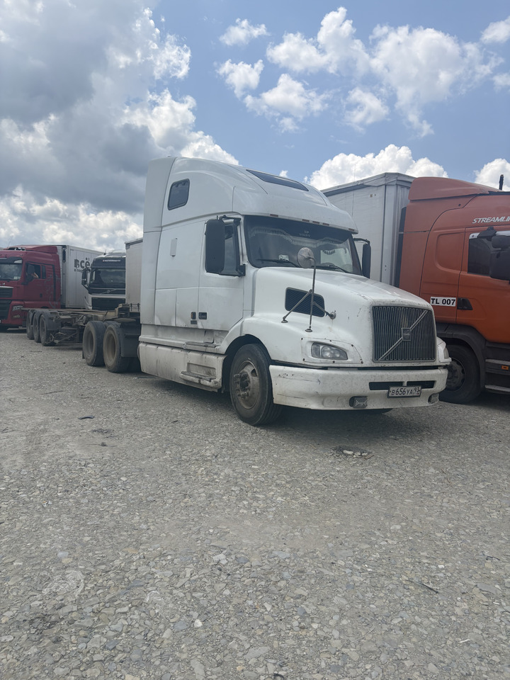 Тягач VOLVO VNL VNL 670: фото 8 Тягач VOLVO VNL VNL 670: фото 8