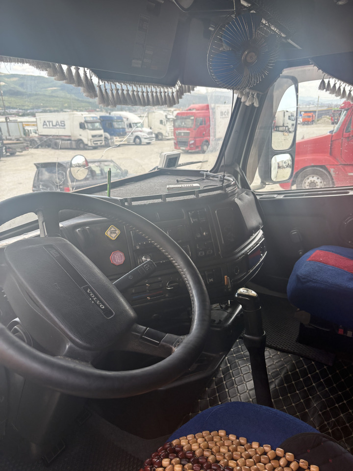 Тягач VOLVO VNL VNL 670: фото 7 Тягач VOLVO VNL VNL 670: фото 7