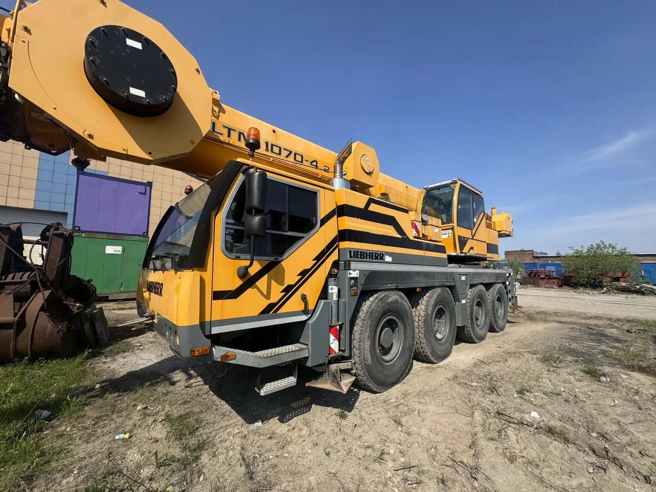 Автокран (г/п 70 т) Liebherr LTM 1070-4.2 - Автокран: фото 3 Автокран (г/п 70 т) Liebherr LTM 1070-4.2 - Автокран: фото 3
