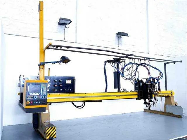 Машина плазменной резки ESAB SUPRAREX 5000 - Металлообрабатывающий станок: фото 1 Машина плазменной резки ESAB SUPRAREX 5000 - Металлообрабатывающий станок: фото 1