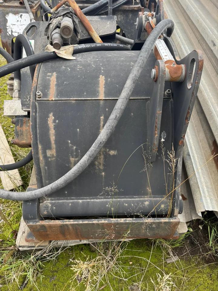 Caterpillar PC404 Дорожная фреза Caterpillar PC404 - Навесное оборудование для Другой техники: фото 3 Caterpillar PC404 Дорожная фреза Caterpillar PC404 - Навесное оборудование для Другой техники: фото 3