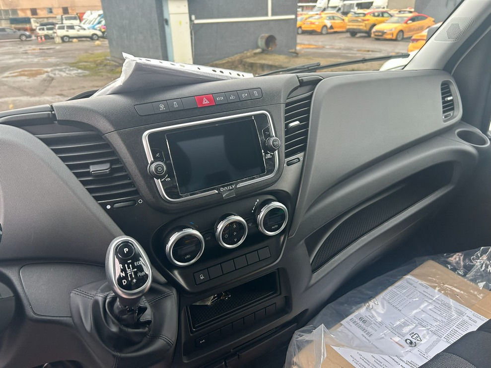 IVECO daily - Грузовик с закрытым кузовом: фото 4 IVECO daily - Грузовик с закрытым кузовом: фото 4