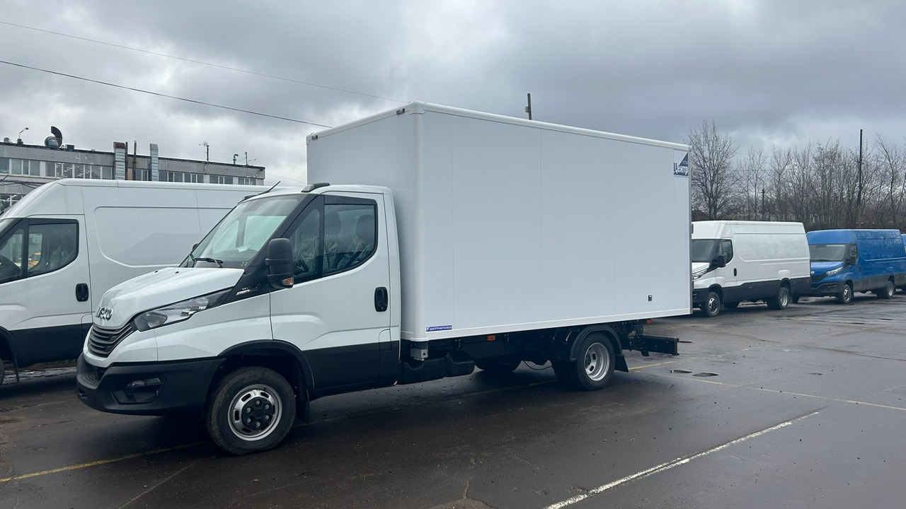 IVECO daily - Грузовик с закрытым кузовом: фото 1 IVECO daily - Грузовик с закрытым кузовом: фото 1