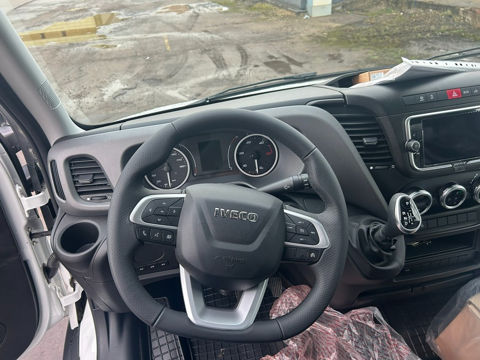 IVECO daily - Грузовик с закрытым кузовом: фото 5 IVECO daily - Грузовик с закрытым кузовом: фото 5