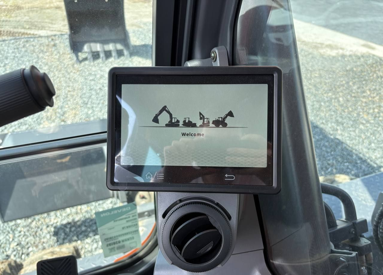 Новый Колёсный экскаватор Develon DX210W-7B: фото 11