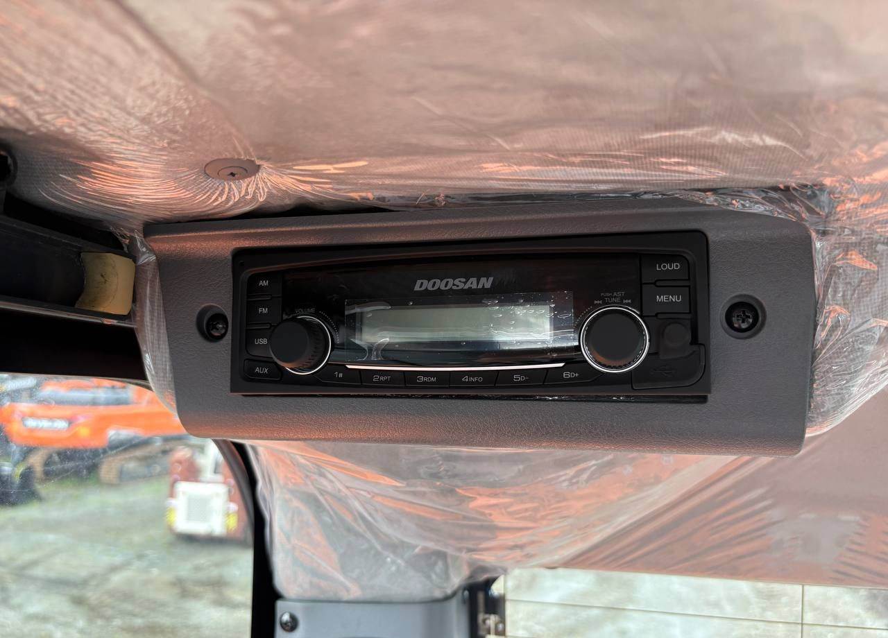 Новый Колёсный экскаватор Develon DX55W: фото 17 Новый Колёсный экскаватор Develon DX55W: фото 17