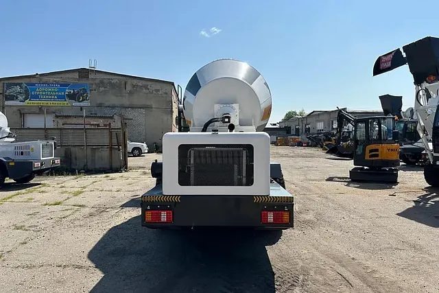 Автобетоносмеситель Бетоносмеситель с самозагрузкой Ynix QGMC7000: фото 11