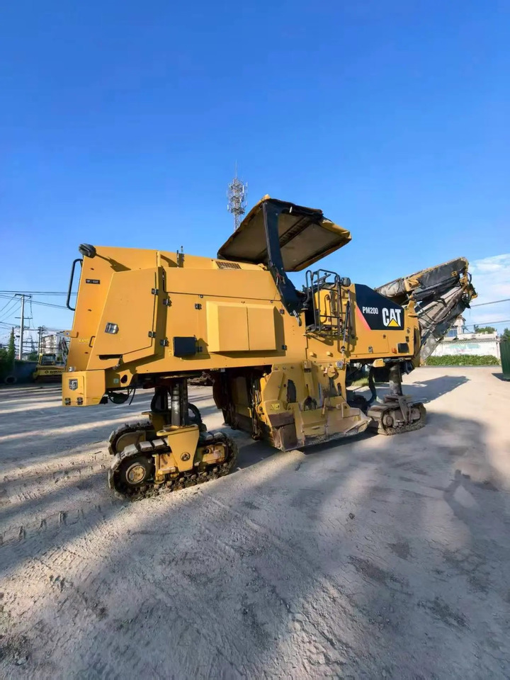 CATERPILLAR PM200 - Дорожная фреза: фото 3 CATERPILLAR PM200 - Дорожная фреза: фото 3
