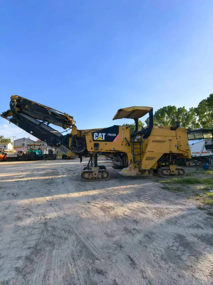 CATERPILLAR PM200 - Дорожная фреза: фото 1 CATERPILLAR PM200 - Дорожная фреза: фото 1