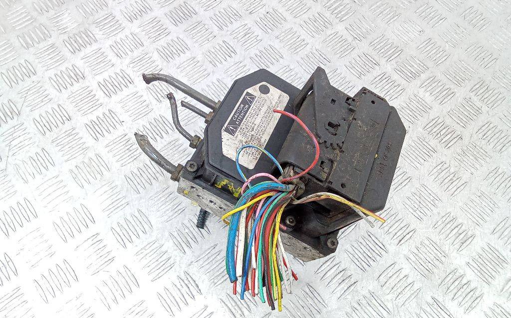 Блок ABS Toyota Corolla Verso 2 AR10 2006 - Детали тормозной системы для Легковых автомобилей: фото 2 Блок ABS Toyota Corolla Verso 2 AR10 2006 - Детали тормозной системы для Легковых автомобилей: фото 2