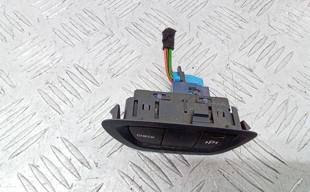 Блок кнопок Citroen C5 2 2010 96637758ZD - Электрическая система для Легковых автомобилей: фото 2 Блок кнопок Citroen C5 2 2010 96637758ZD - Электрическая система для Легковых автомобилей: фото 2