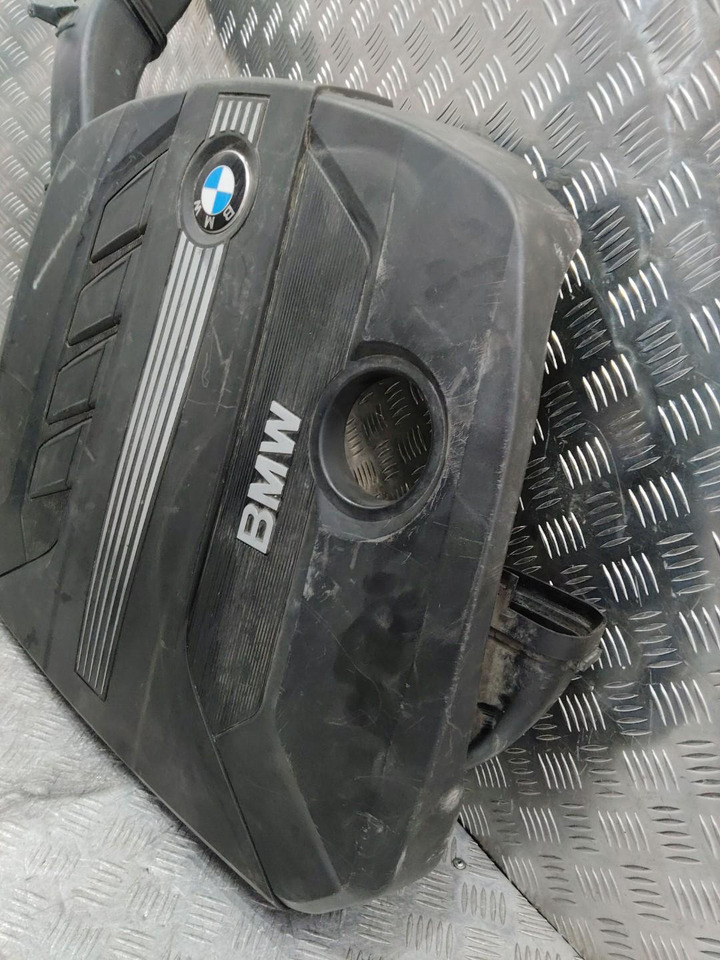 Декоративная крышка двигателя BMW 5 F10/F11 2010 - Двигатель и запчасти для Легковых автомобилей: фото 3 Декоративная крышка двигателя BMW 5 F10/F11 2010 - Двигатель и запчасти для Легковых автомобилей: фото 3