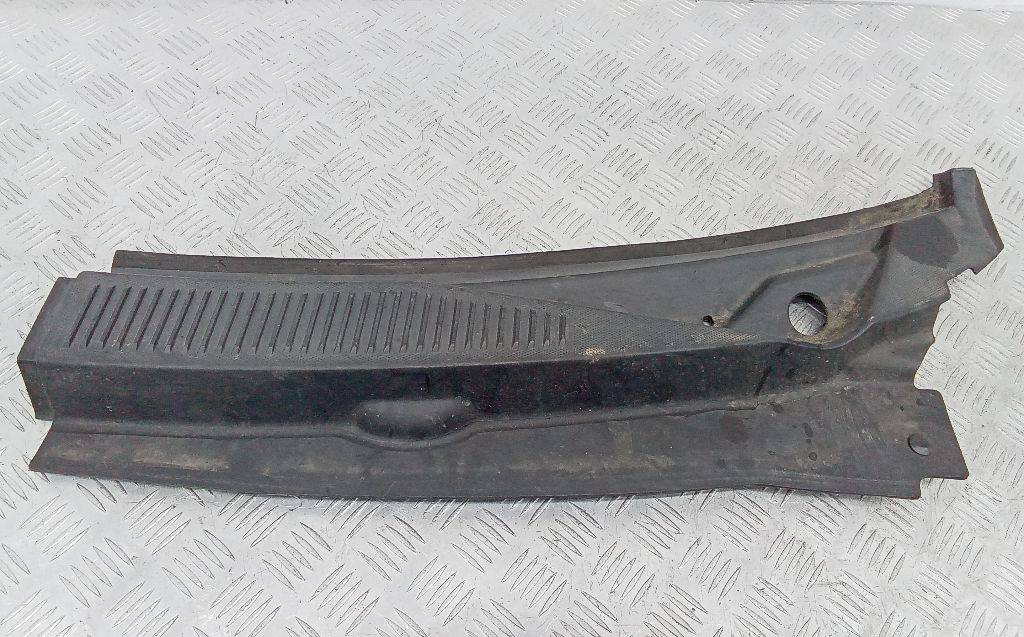 Дождевик Jeep Grand Cherokee WK 2007 55156853AG - Аэродинамика/ Спойлеры для Легковых автомобилей: фото 1 Дождевик Jeep Grand Cherokee WK 2007 55156853AG - Аэродинамика/ Спойлеры для Легковых автомобилей: фото 1
